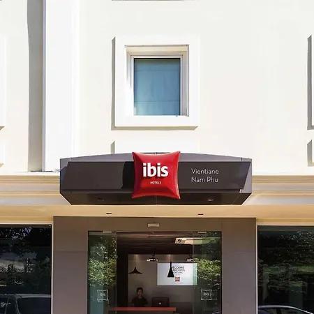 Ibis Vientiane Nam Phu-2